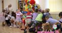 Клоуны на веселом детском празднике - фотография 2
